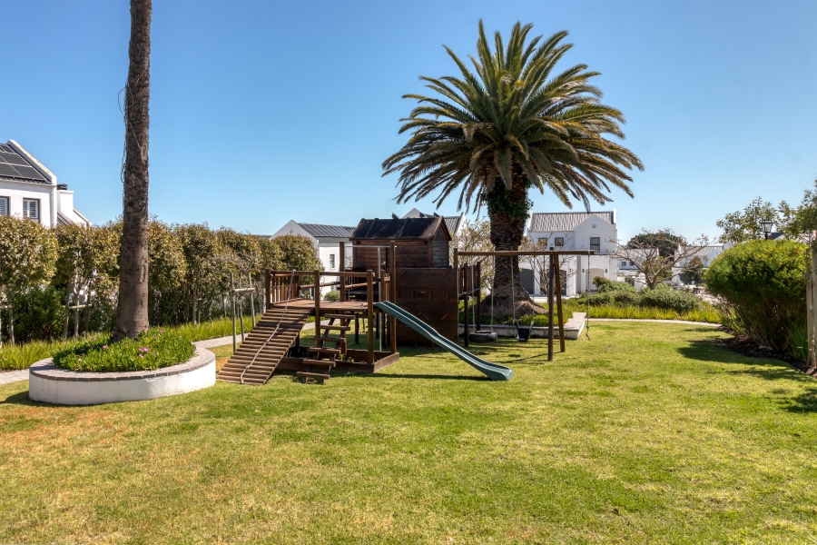 3 Bedroom Property for Sale in D’Stellen Estate Western Cape
